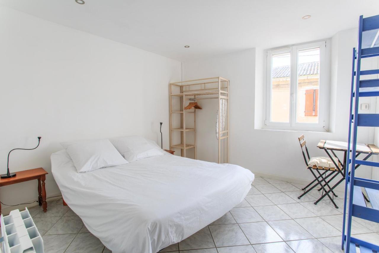 Apartment With Terrace At 150 Meters From The Sea Marseilles