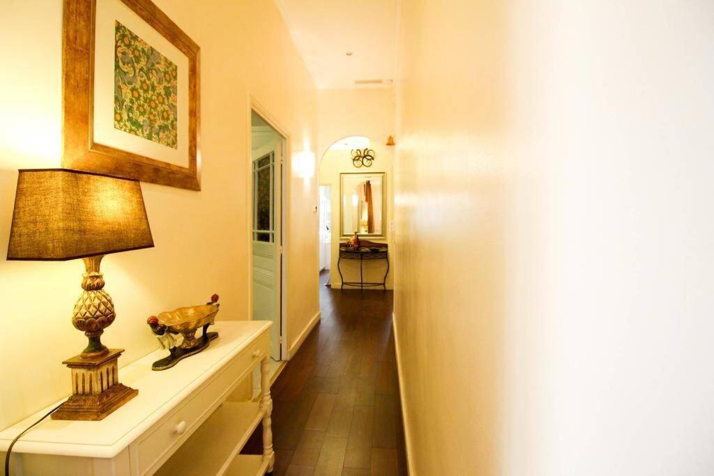 Apartment Grand Pour 4 Personnes/ Cours Lieutaud *