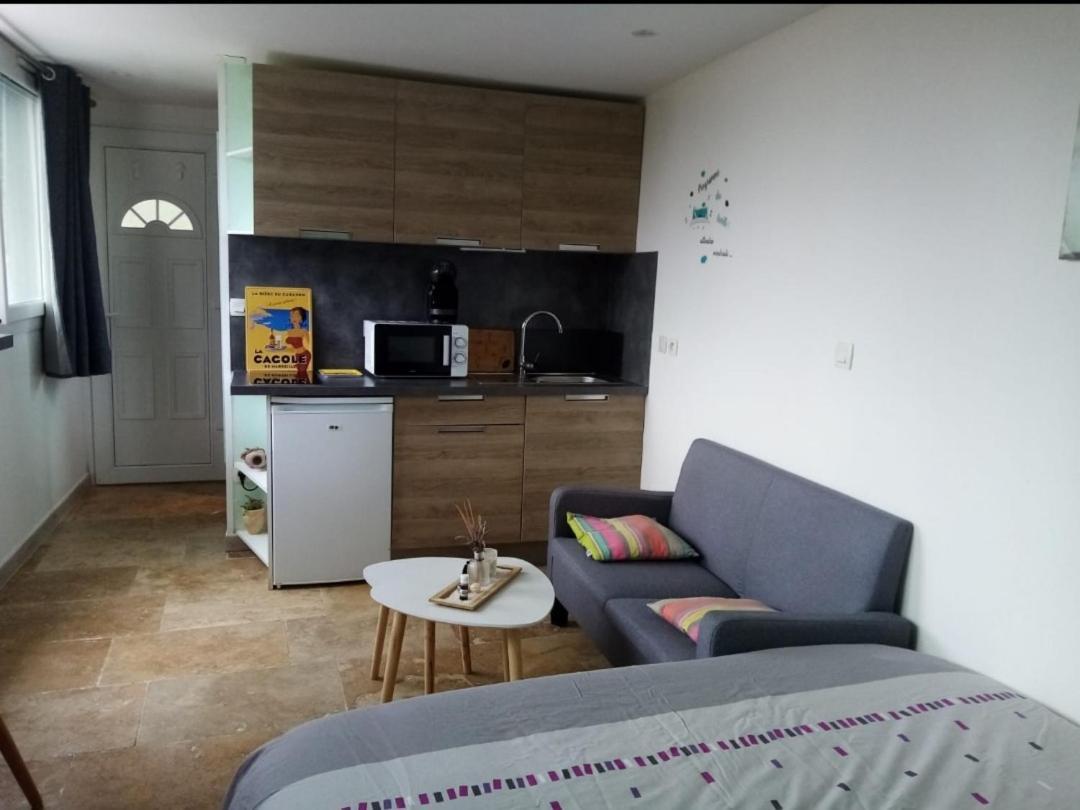 Neuf D'environ 20m2, Piscine, Vue Mer, Pour 2 Personnes *