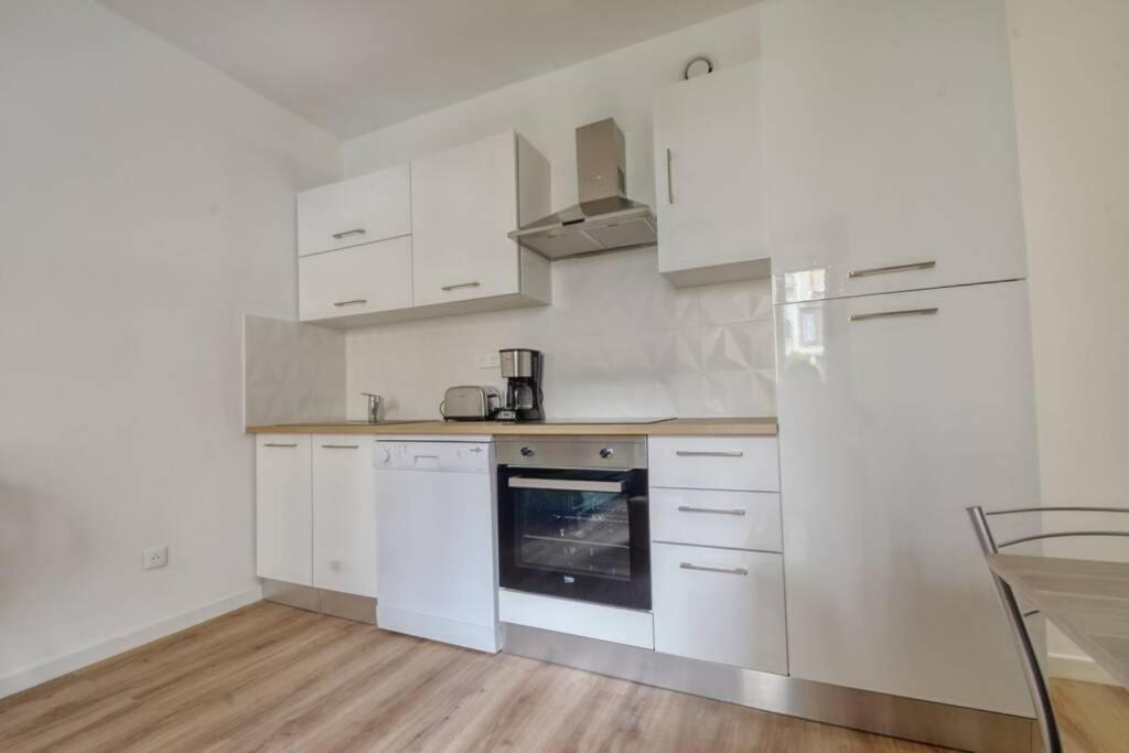 Fissiaux - Agreable T4 Nid Douillet De Lonchamp Marseille