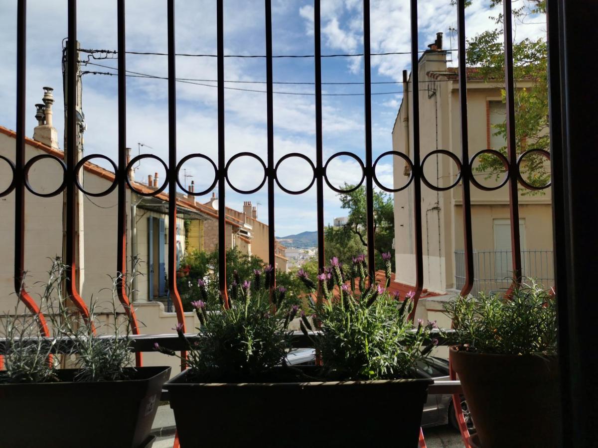 Appartement Calme Et Tres Lumineux, Au Pied De Notre Dame De La Garde *