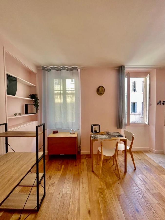 Charming Studio Near The Old Port *