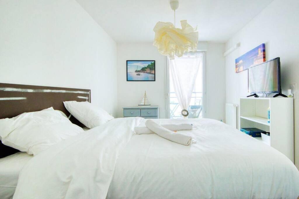 Catalans-air-conditioned, Balcony 2 Min Walk Catalans