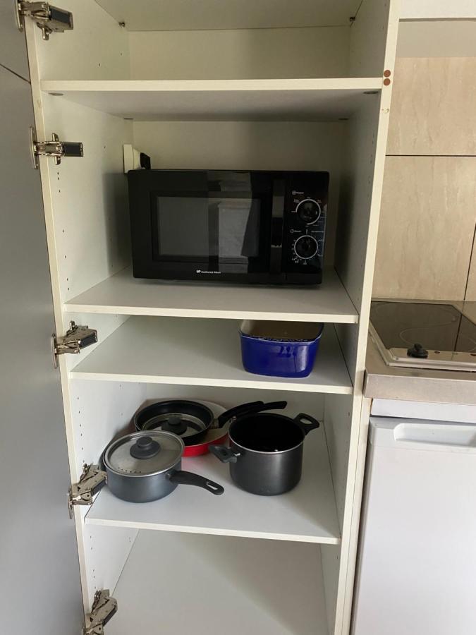 Apartment 4 Personnes Parking Prive Gratuit Calanques Plages Velodrome Hopital Ipc Marseilles