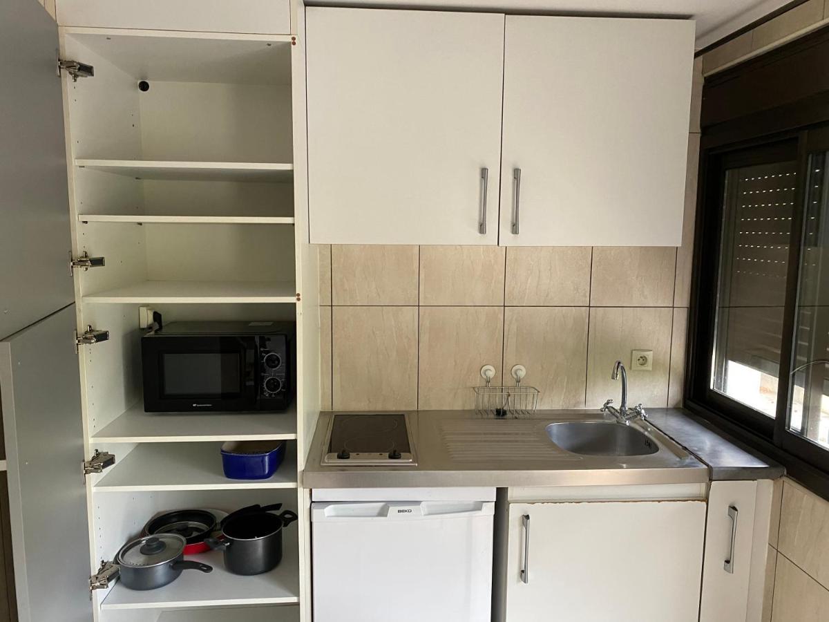 4 Personnes Parking Prive Gratuit Calanques Plages Velodrome Hopital Ipc Marseilles