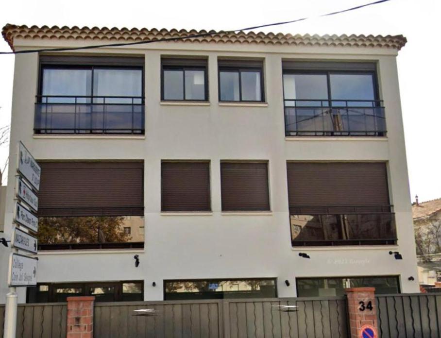 Apartment 4 Personnes Parking Prive Gratuit Calanques Plages Velodrome Hopital Ipc Marseilles