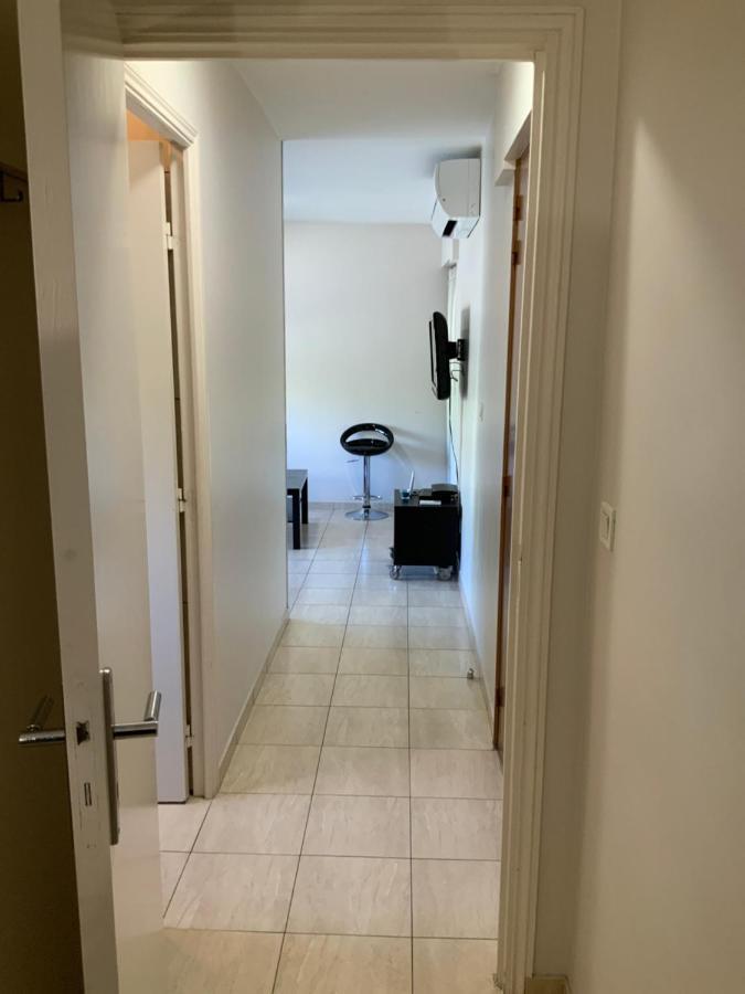 Apartment 4 Personnes Parking Prive Gratuit Calanques Plages Velodrome Hopital Ipc Marseilles