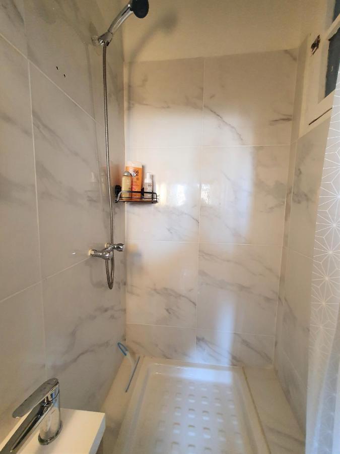 Apartamento Studio Mezzanine Au Coeur De Lodi /baille Marselha
