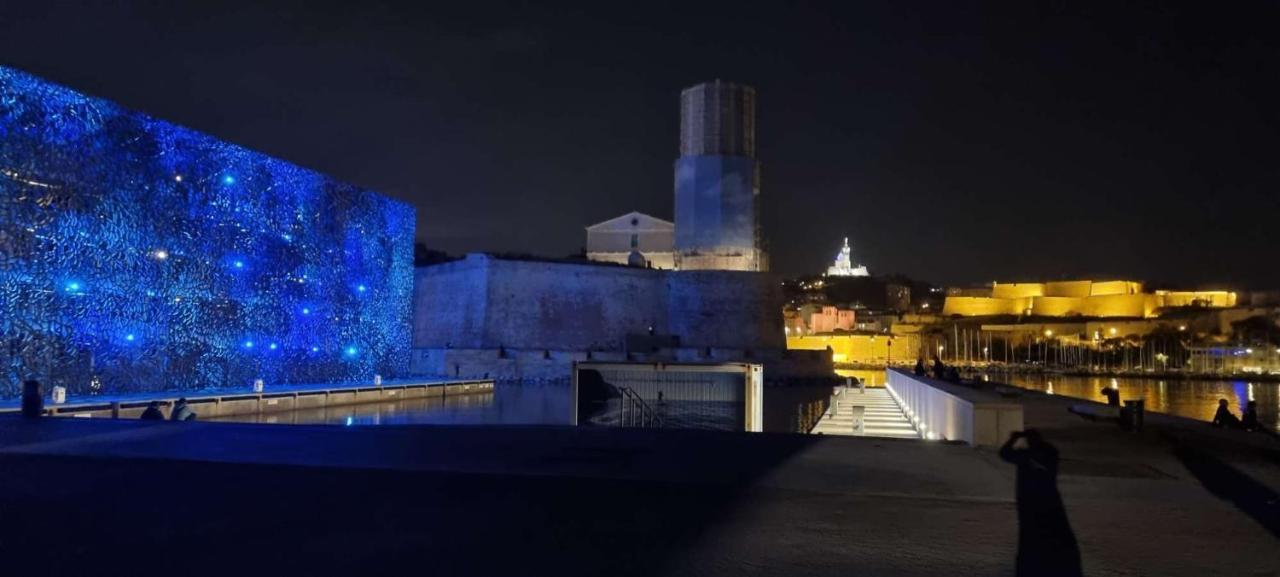 T2 La Joliette Sur Notre Dame Apartamento *