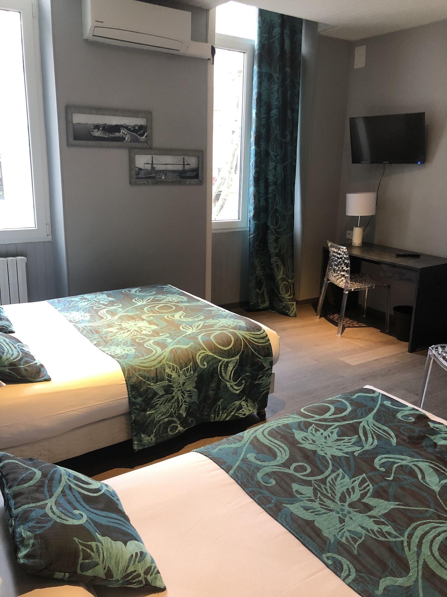 Boutique Azur Hotel 2*