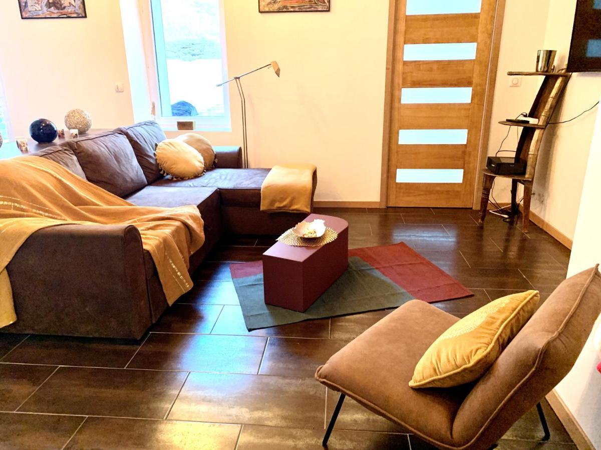 Atypique Cosy Entre Terre & Apartamento Marsella