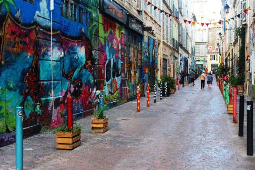 La Plaine Cours Julien: Private In Lively * Marseille