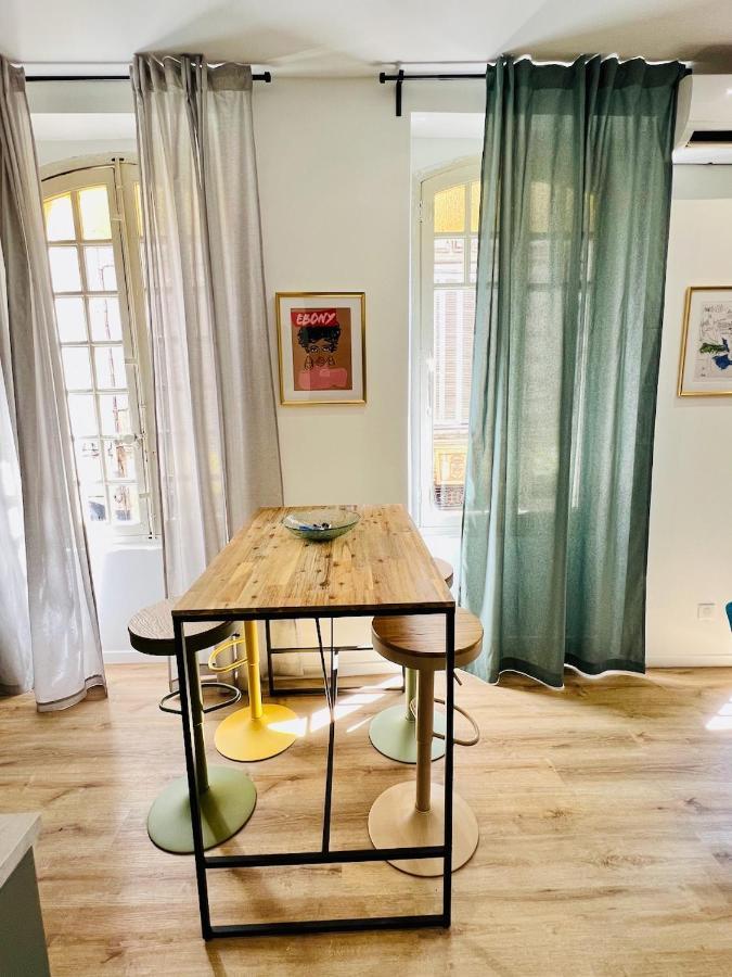 : T2 In The Heart Of The * Marseille