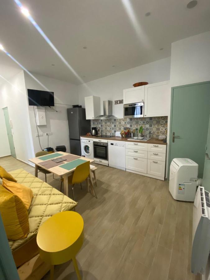 Apartment F4 Proche De La Gare Saint Charles Marseille