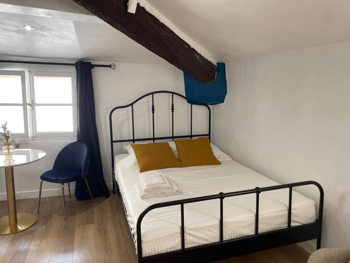 Au Coeur Du Panier Apartment *