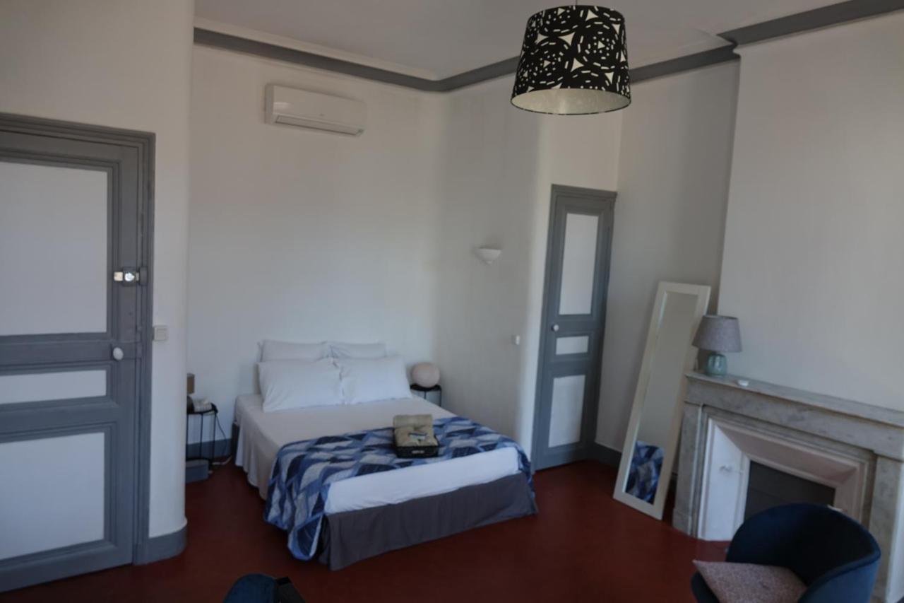 Apartment La Plaine Cours Julien: Creative Quarter Private Marseille