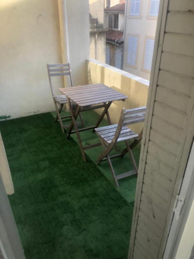 Marseille: Entier A 2 Pas Du Vieux Port Apartment *