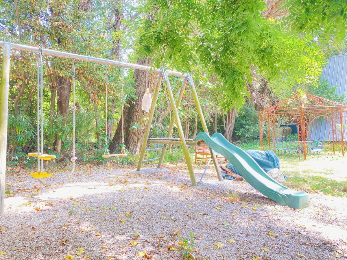 Domaine Les Petits Champs: Les Penates Holiday home *