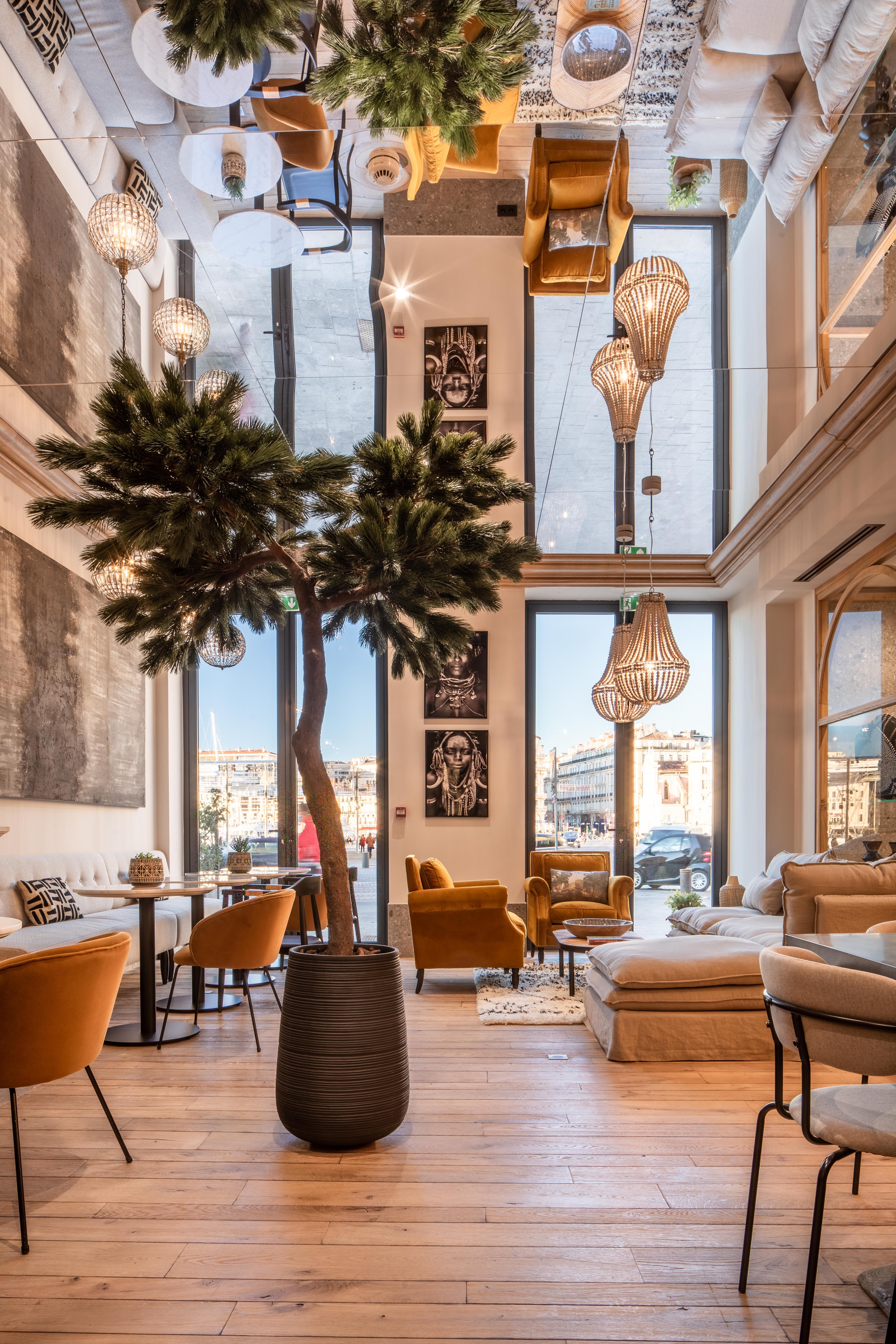 Maisons Du Monde & - Vieux Port Hotel 4*