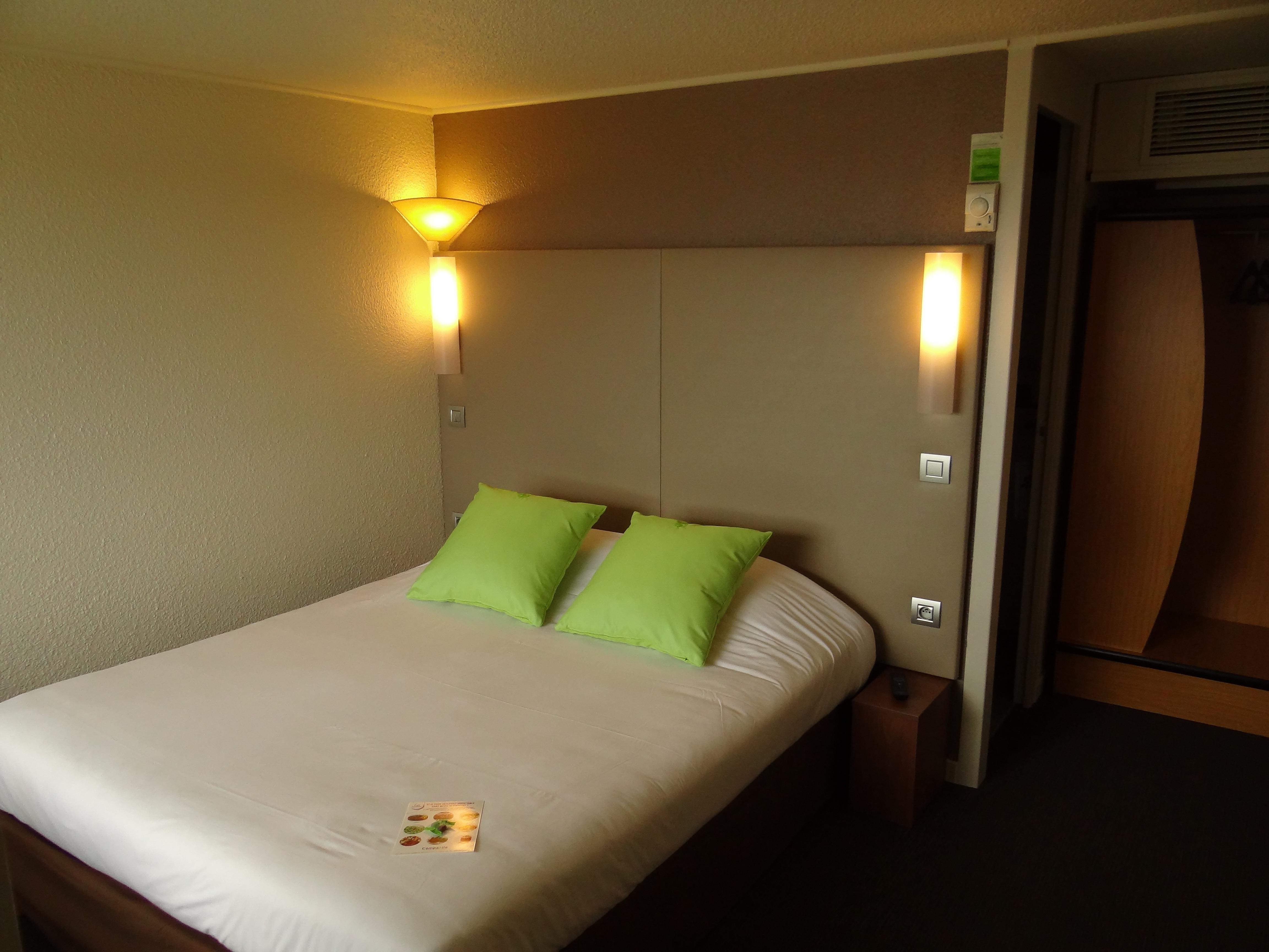 Hotel Campanile Saint Antoine 3*