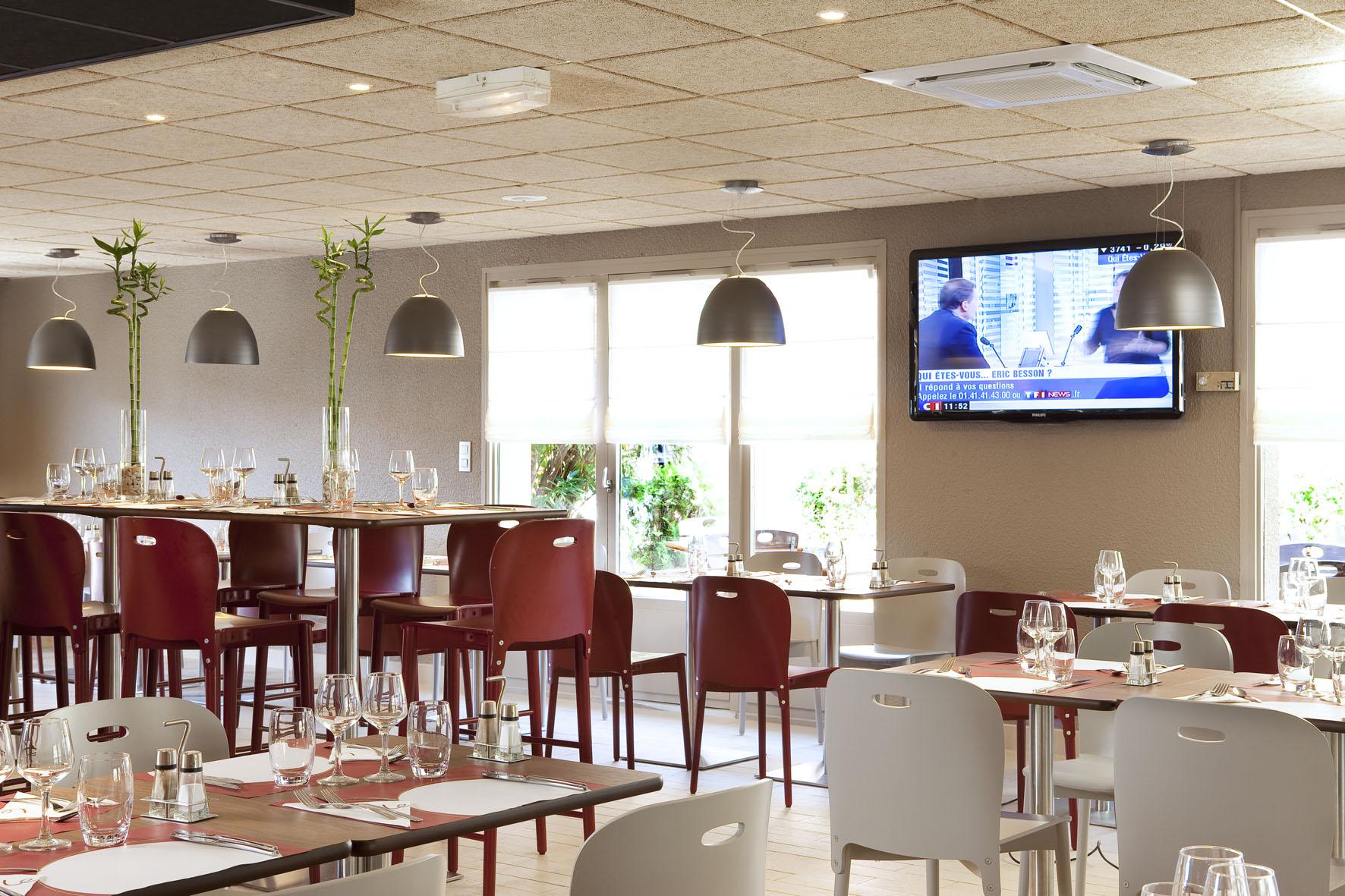 Hotel Campanile Saint Antoine