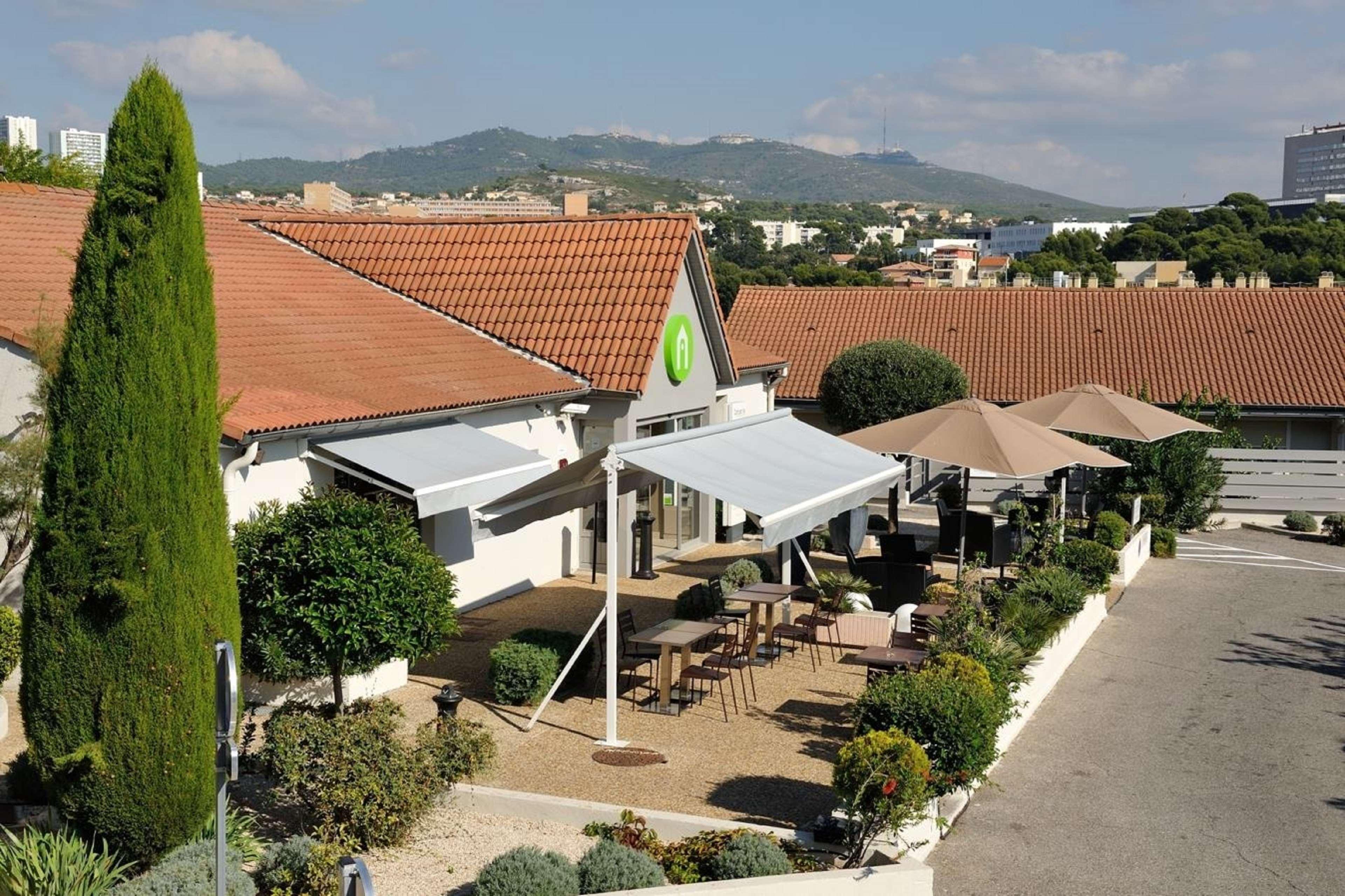 Campanile Saint Antoine 3*
