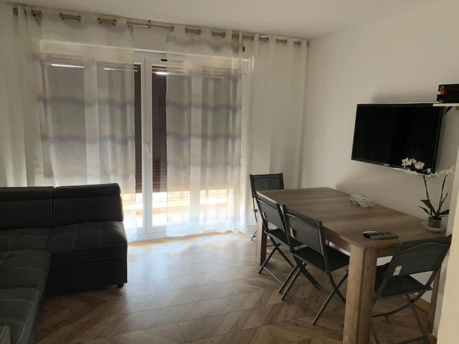 Appartement St Velodrome 3 Parking 8 Couchages Neuf