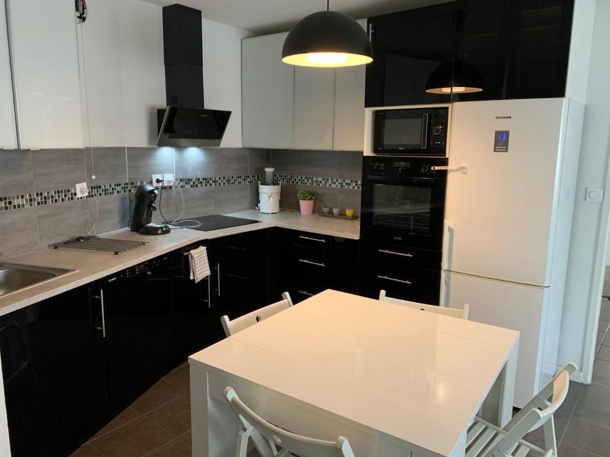 Superbe Neuf T3 De 71m2 En A Apartment Marseilles