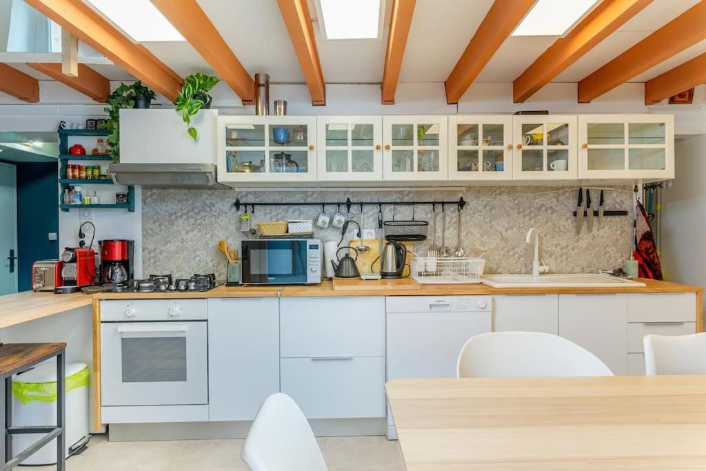 Căn hộ Duplex 4 Pers. Centre Avec Cour Privee Ensoleillee