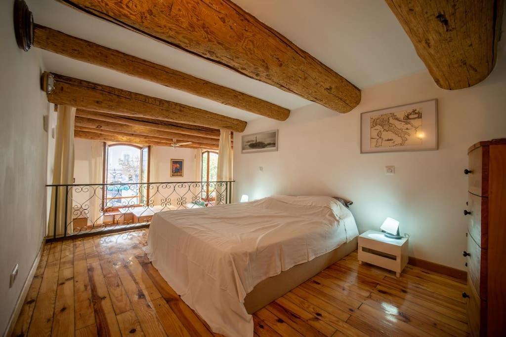 Air-conditioned Loft In The Heart Of The Old Port Appartement *