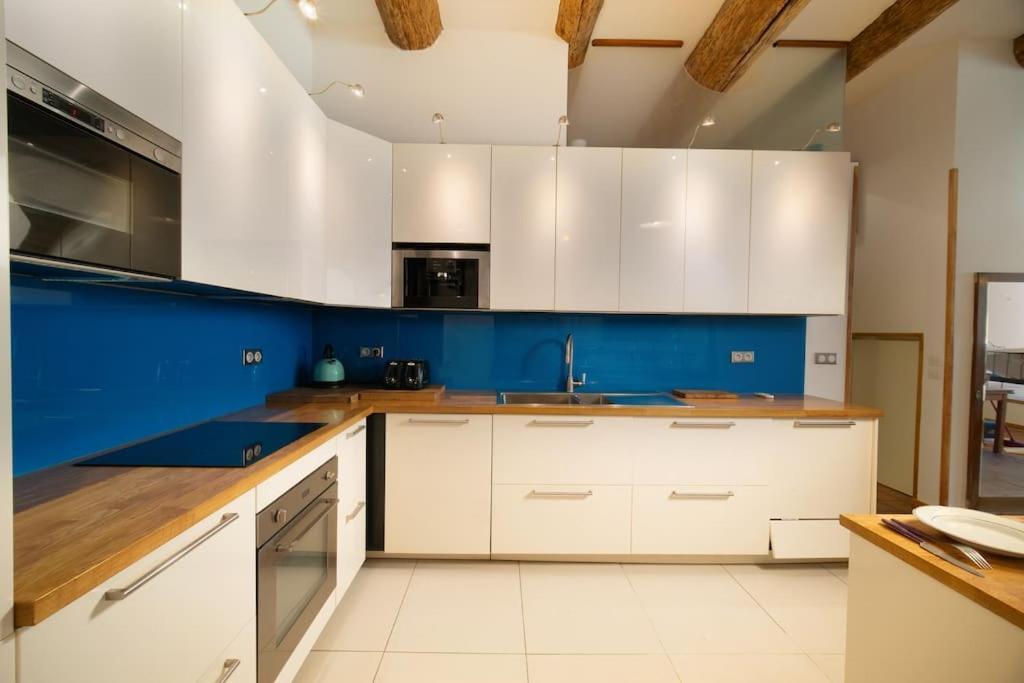 Air-conditioned Loft In The Heart Of The Old Port *