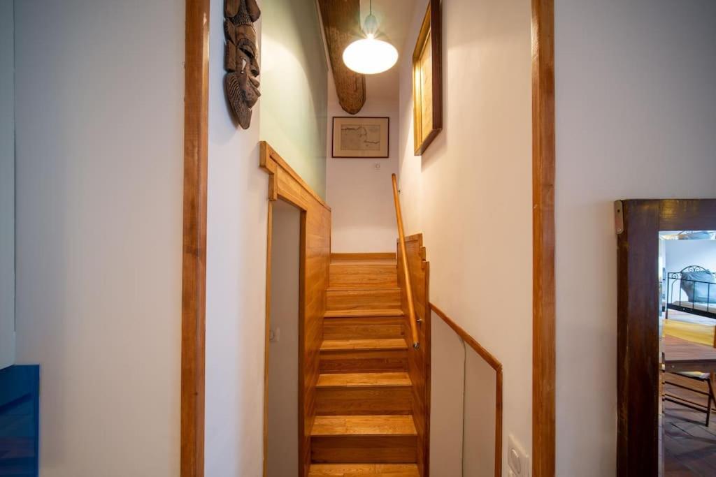 Air-conditioned Loft In The Heart Of The Old Port Apartment