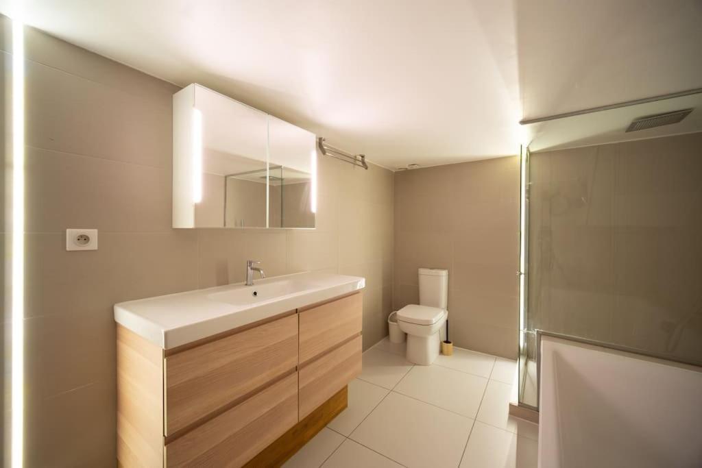 Air-conditioned Loft In The Heart Of The Old Port * Marseille