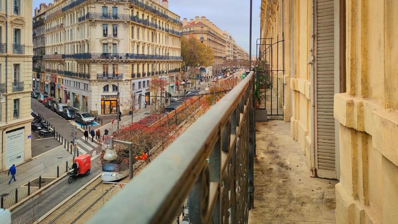 Apartment Appartemment Rue De La Republique, Joli Et Moderne Au Coeur Du Centre Marseille