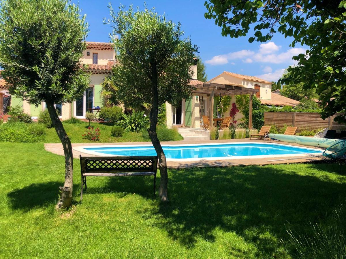 D'architecte Avec Piscine Et Grand Jardin