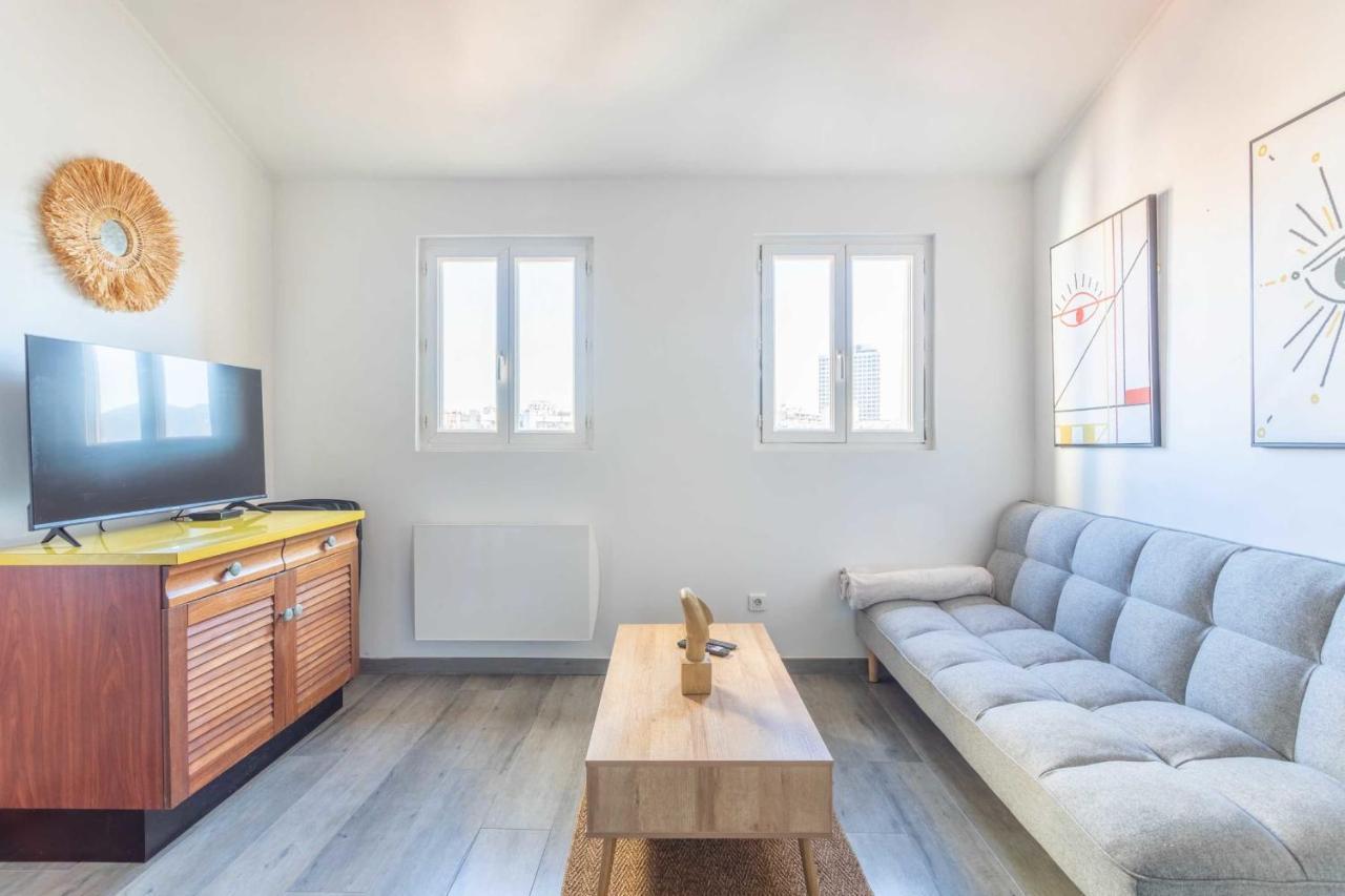 Magnificent 2 - Castellane District * Marseille