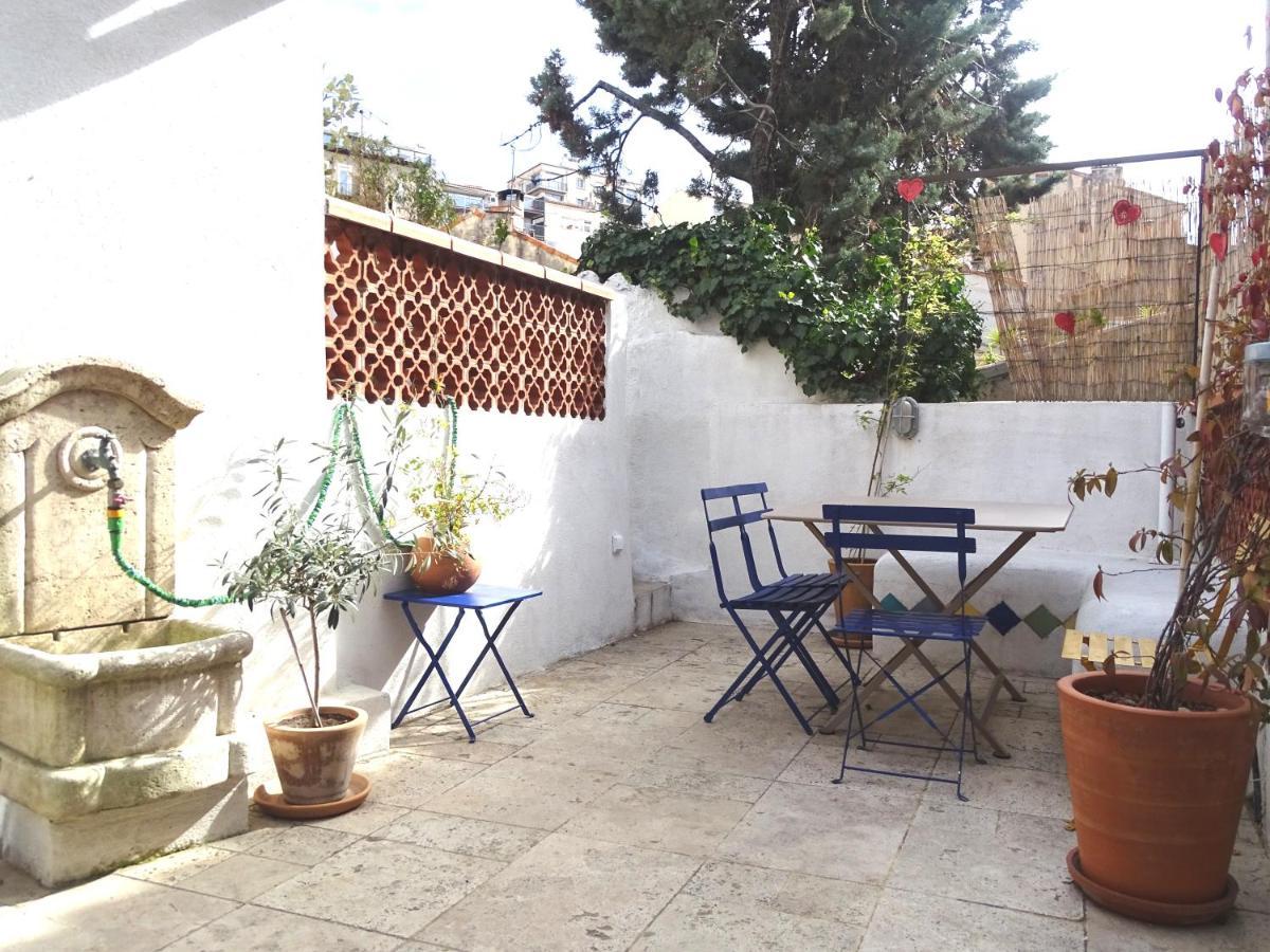 Maison De Proche * Catalans * Marseilles