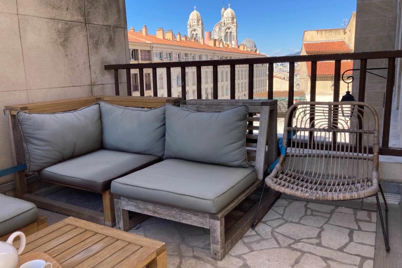 Apartment T2 - Sea View And View Of The Major Cathedral Marseille