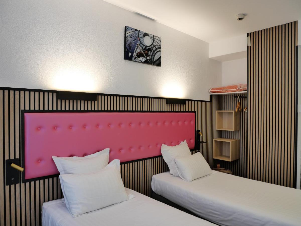 Carre Vieux Port Khách sạn 3*