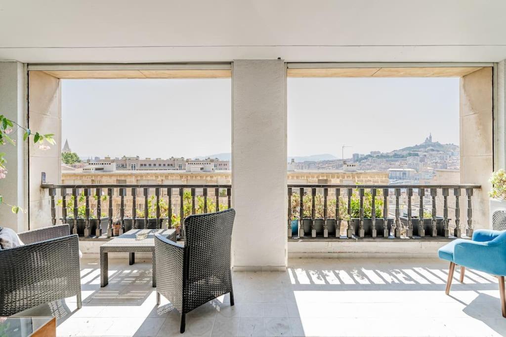 Marseille: Standing Vue Sur Mer *