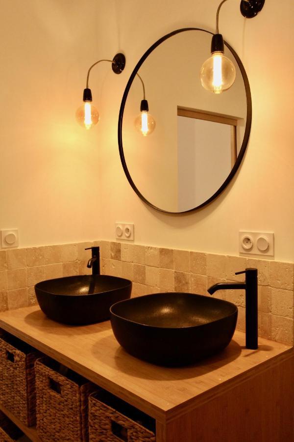 Chic And Nenwly Renovated - Location Marseille