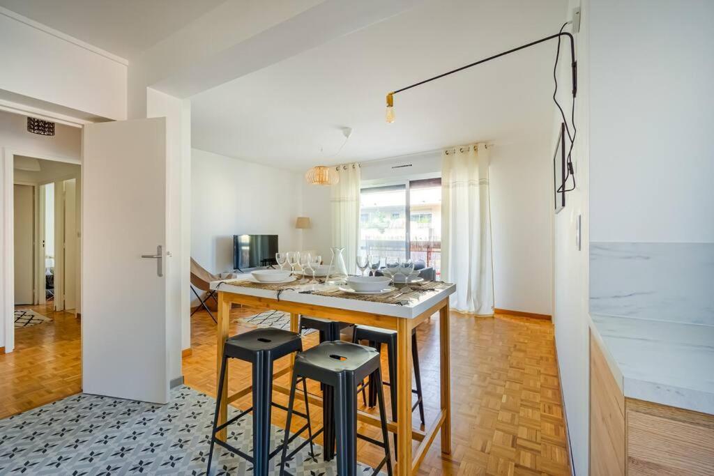 Beau T3 Grand Balcon Plage/calanques/vieux Port Apartment Marseille