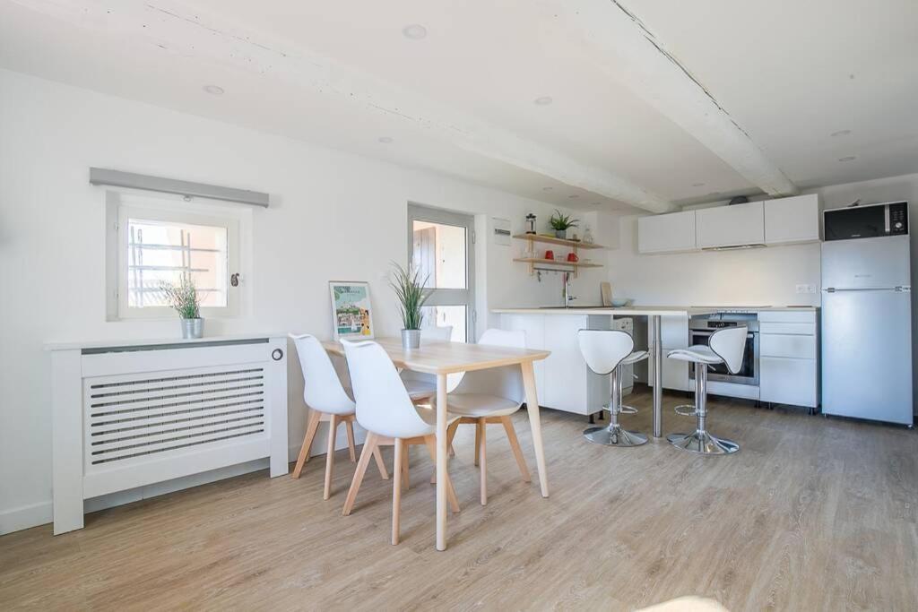 Villa La Bellevue Bord De Jusqu'a 8 Pers