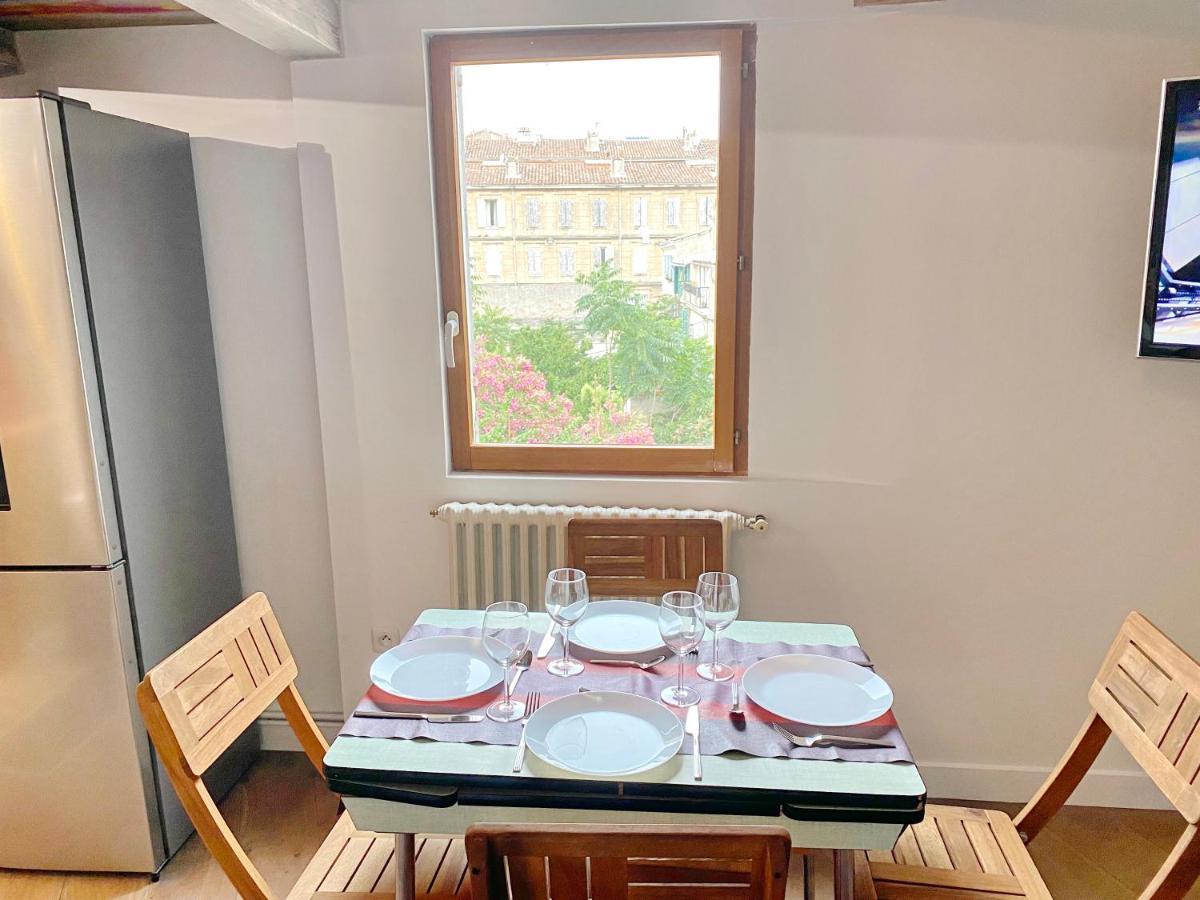 Apartment Atypique 1827