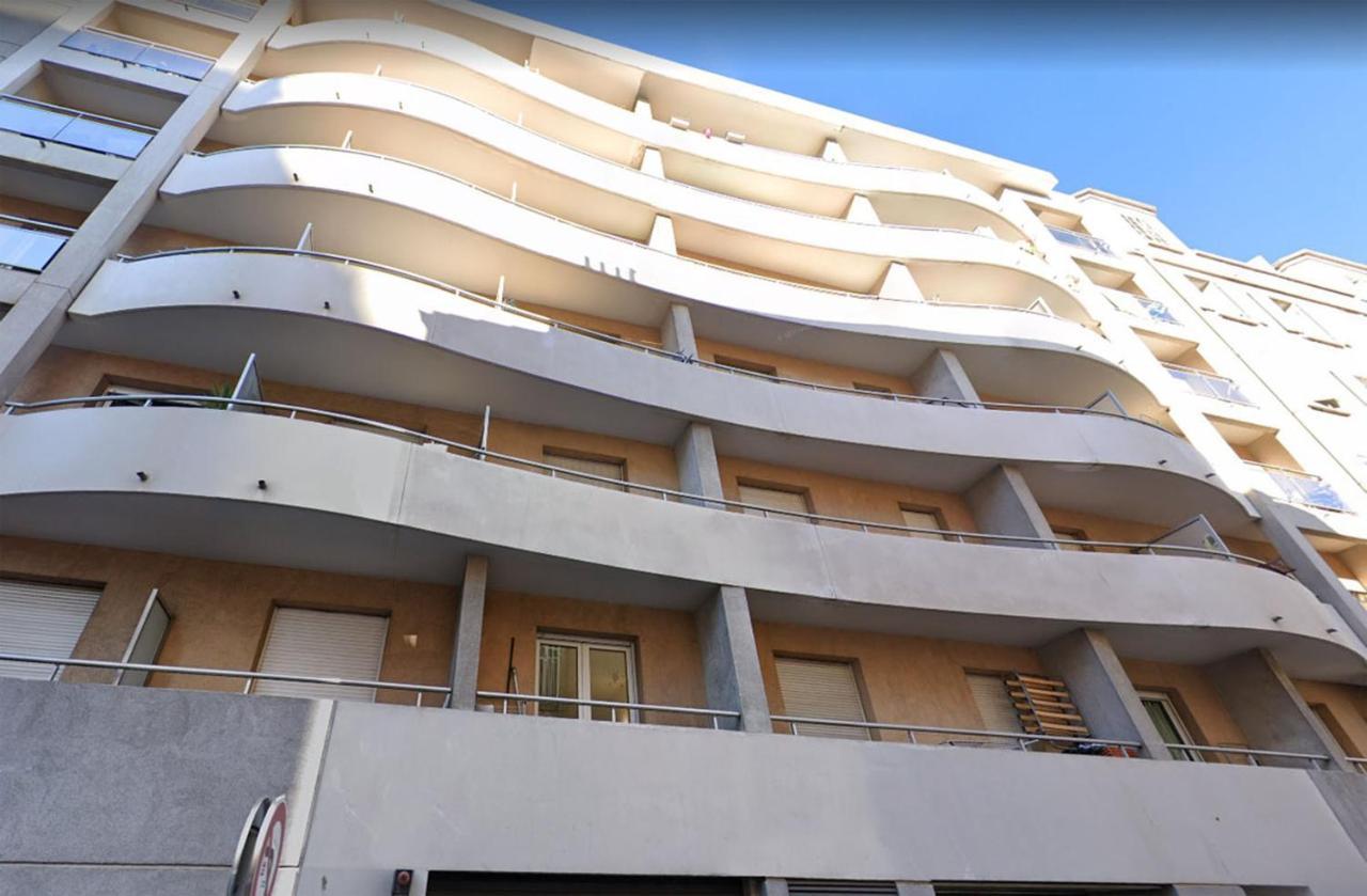 Appartement Joli Studio Avec Terrasse Marseilles