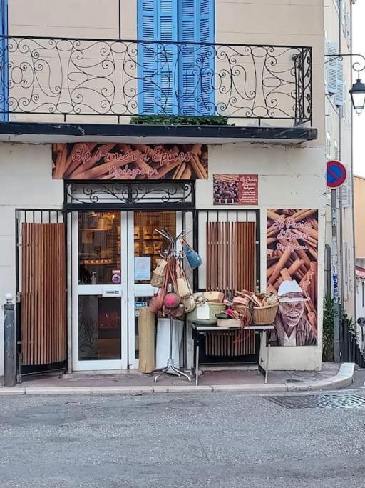 Apartment Le Loft De Vos Reves Le Panier, Vieux Port, 4 Per 90m2 Clim