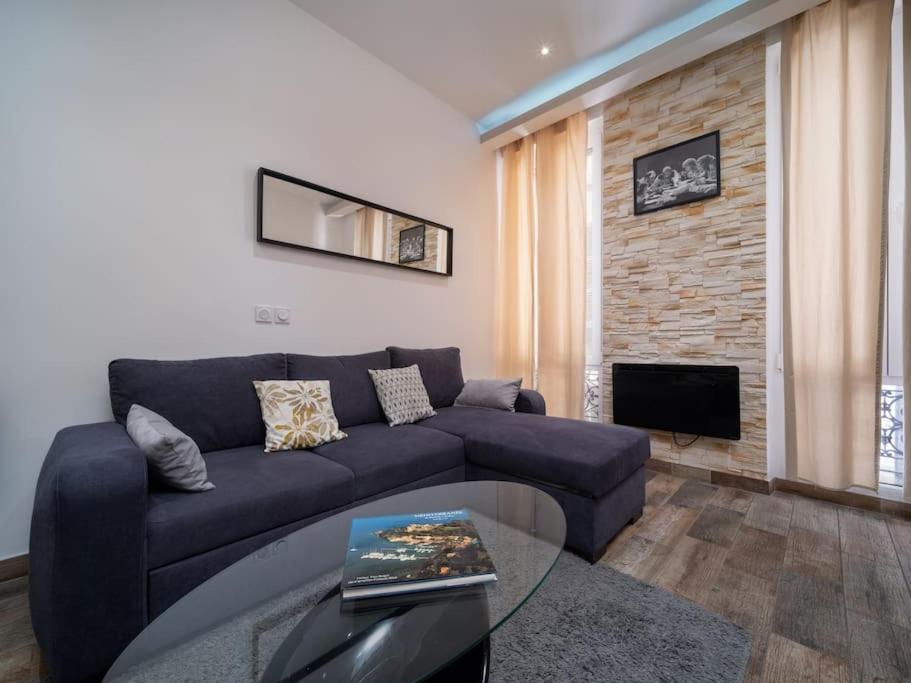 Equipe 2 A 4 Couchages Au Coeur Du Vieux Port Apartment