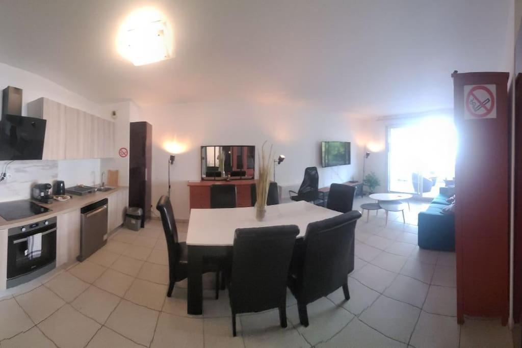 Panier De Papet, Velodrome/prado Avec Terrasse 3 Apartment *