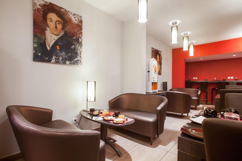 Aparthotel Appart'city Confort Centre Prado Velodrome 3*