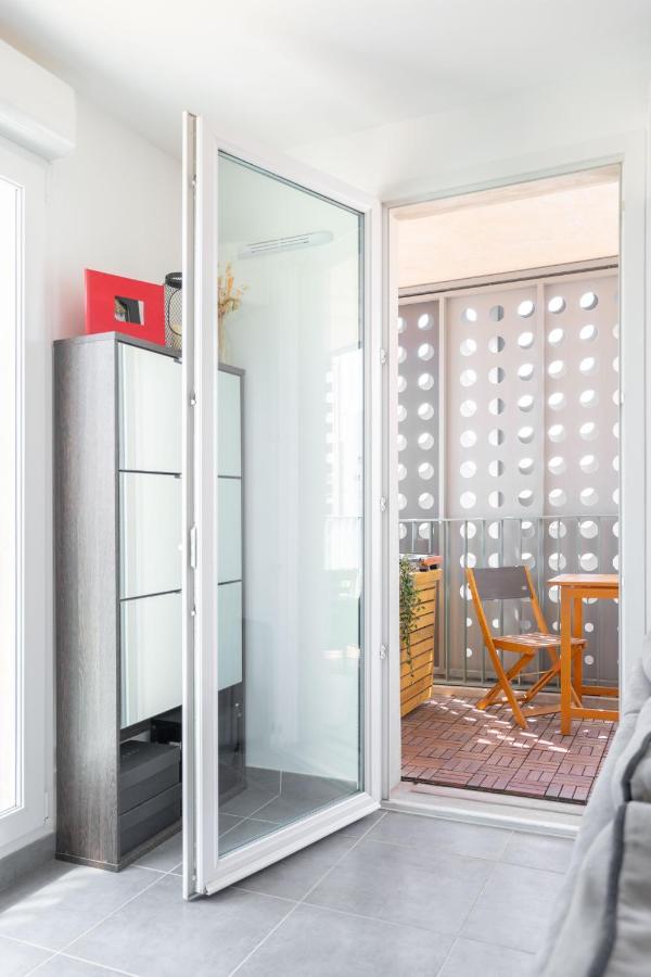 Apartamento T2 Entre Plage Et Centre Ville-terrasse/parking